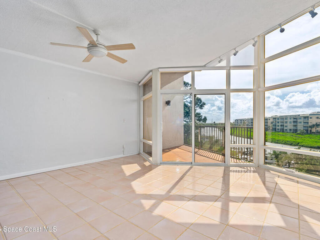520 S Peninsula Avenue, New Smyrna Beach, FL 32169