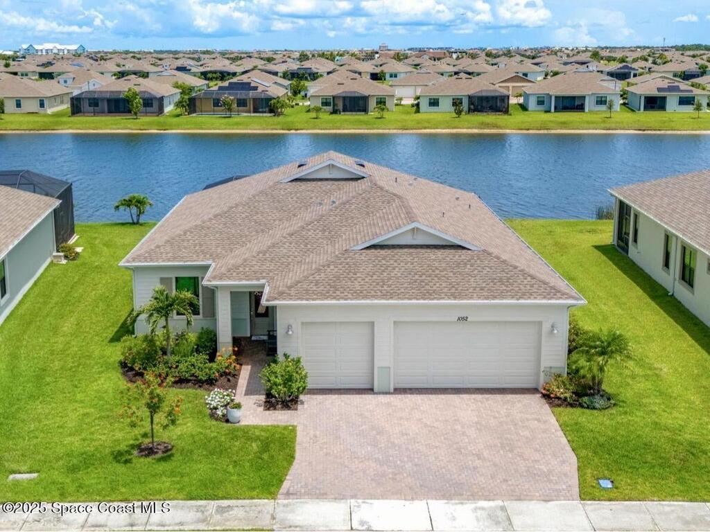1052 Great Belt Circle, Melbourne, FL 32940