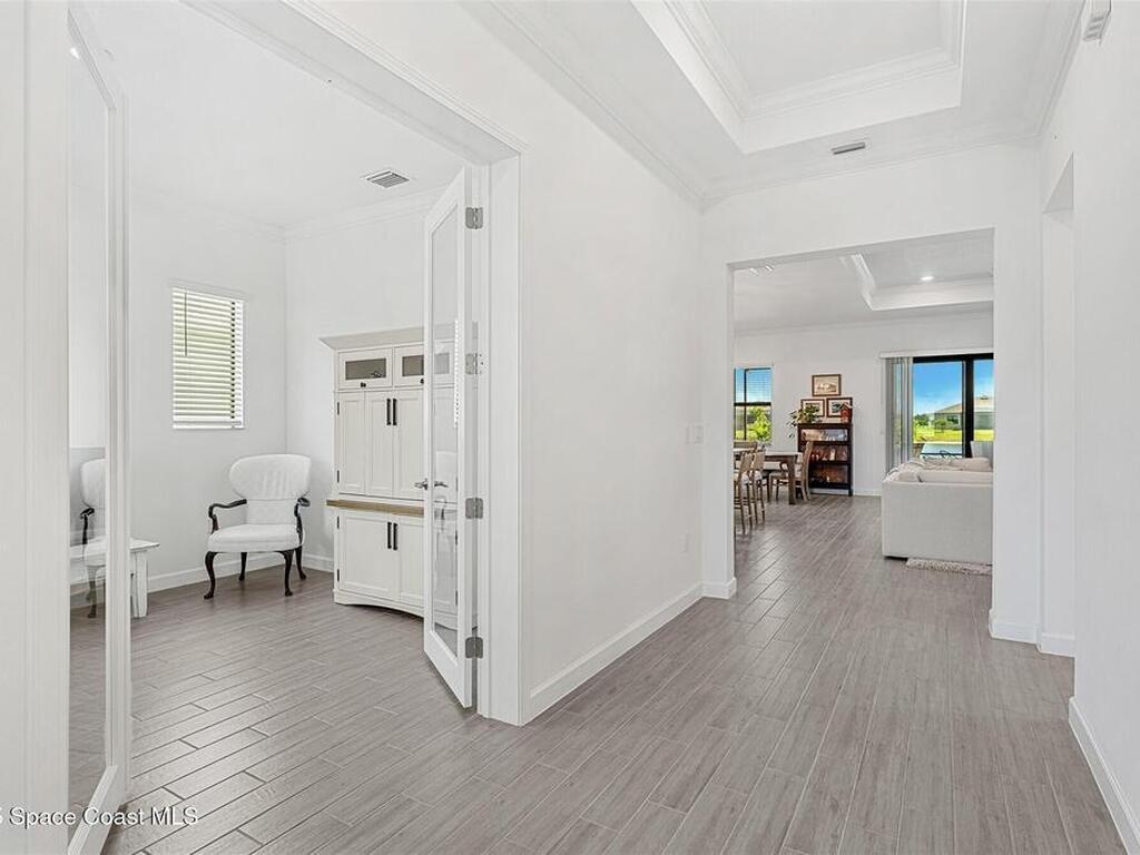 1052 Great Belt Circle, Melbourne, FL 32940
