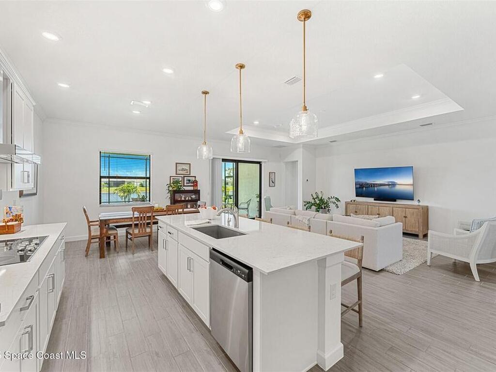 1052 Great Belt Circle, Melbourne, FL 32940