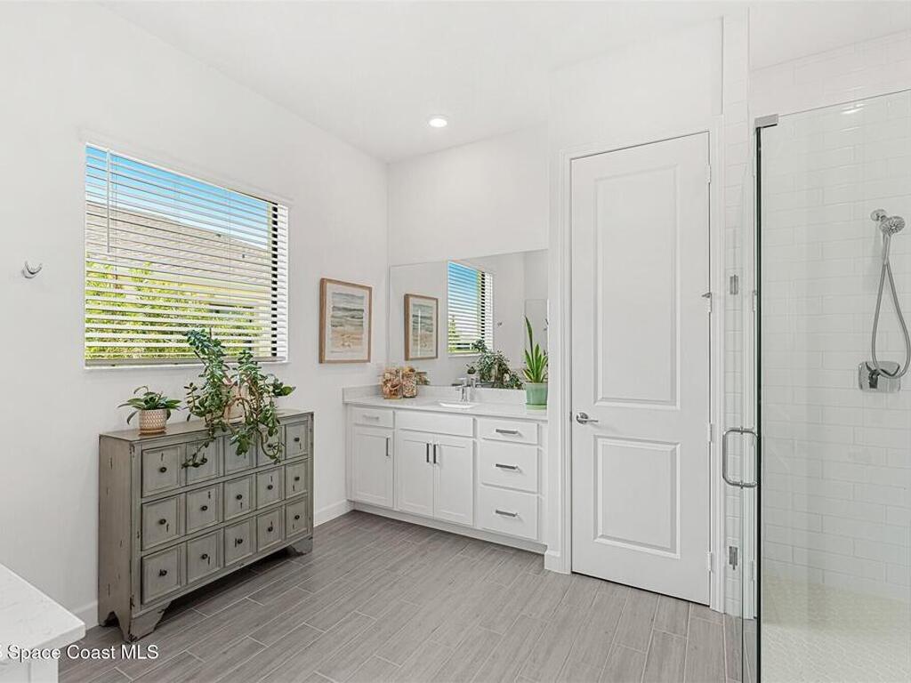 1052 Great Belt Circle, Melbourne, FL 32940