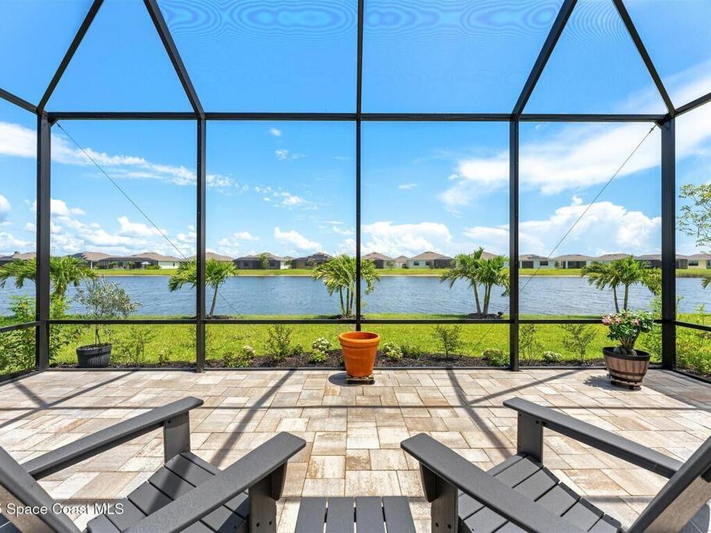 1052 Great Belt Circle, Melbourne, FL 32940