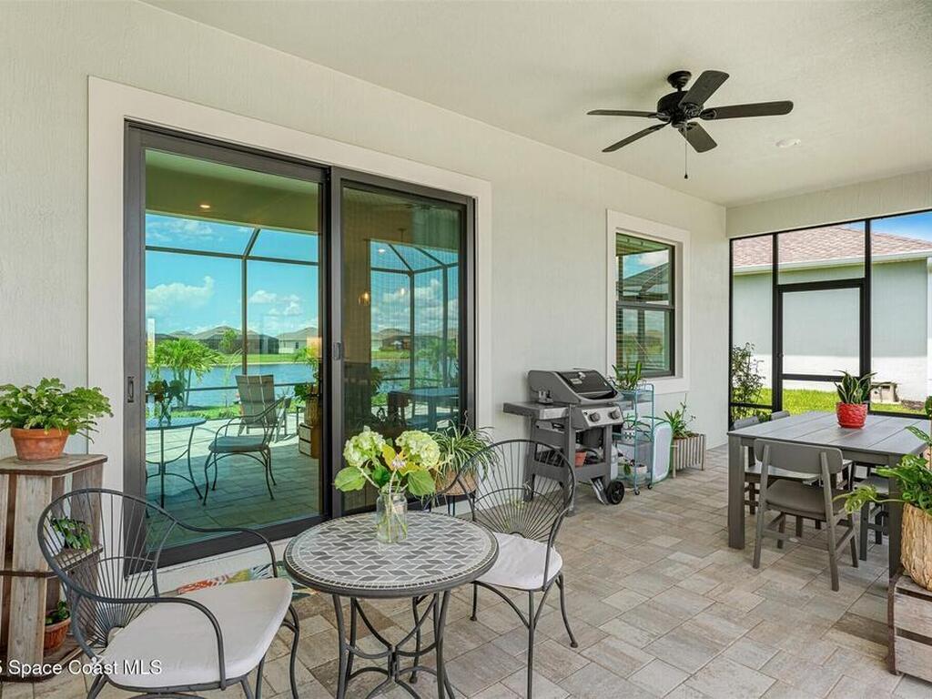 1052 Great Belt Circle, Melbourne, FL 32940