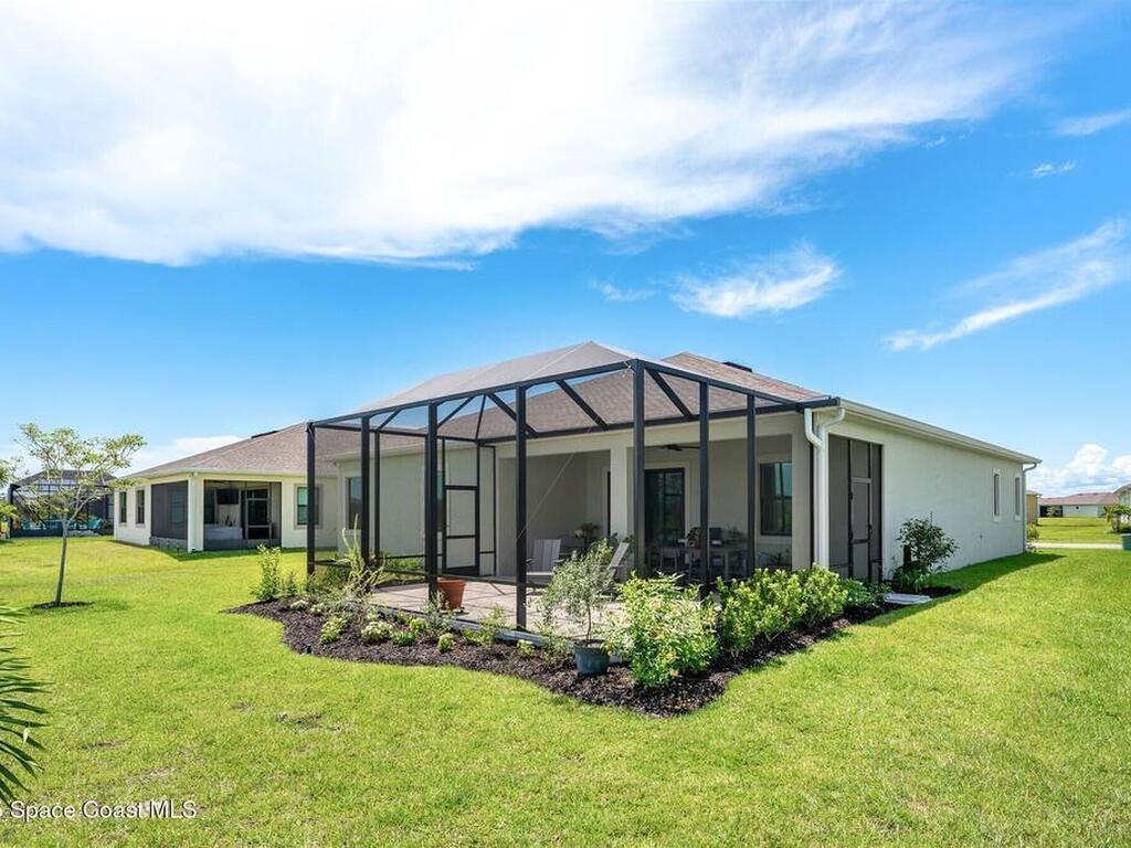 1052 Great Belt Circle, Melbourne, FL 32940