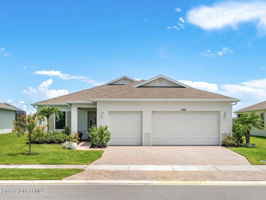 1052 Great Belt Circle, Melbourne, FL 32940