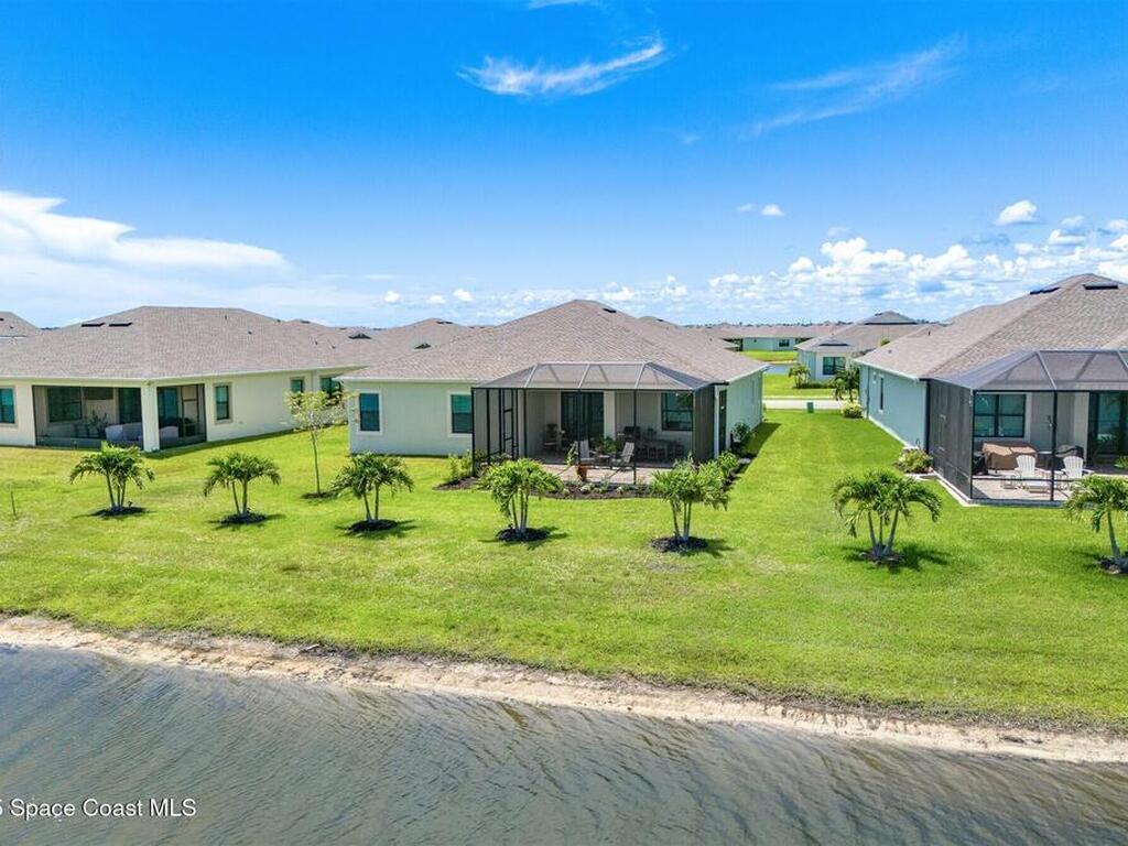 1052 Great Belt Circle, Melbourne, FL 32940