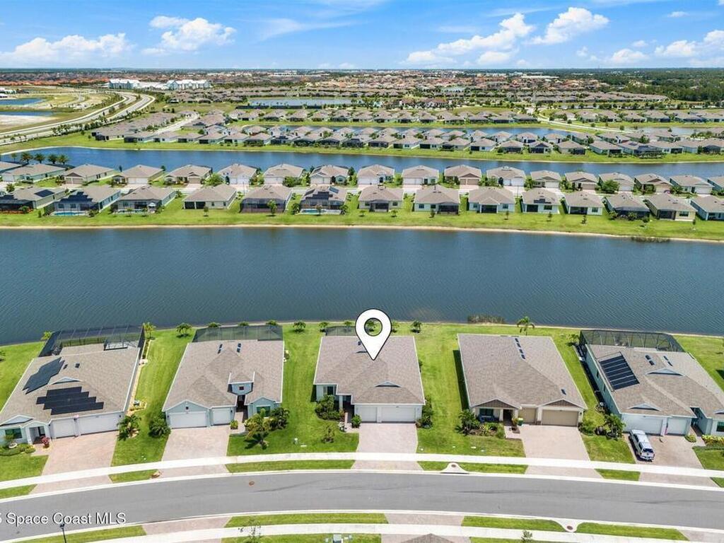 1052 Great Belt Circle, Melbourne, FL 32940