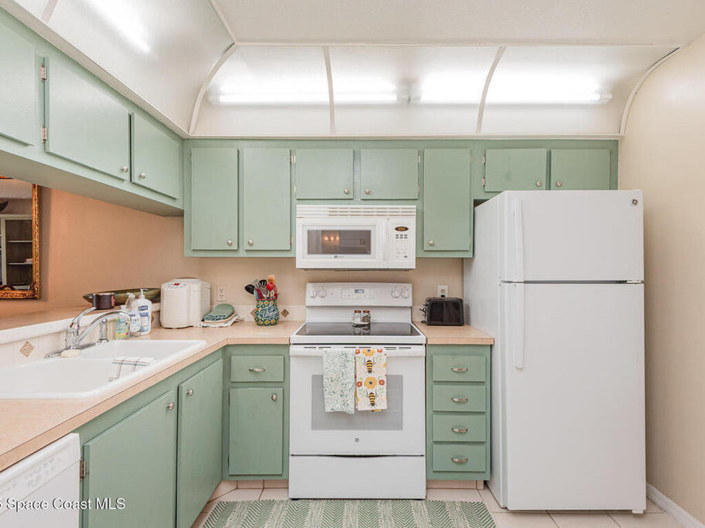 307 La Paloma Lane, Titusville, FL 32780