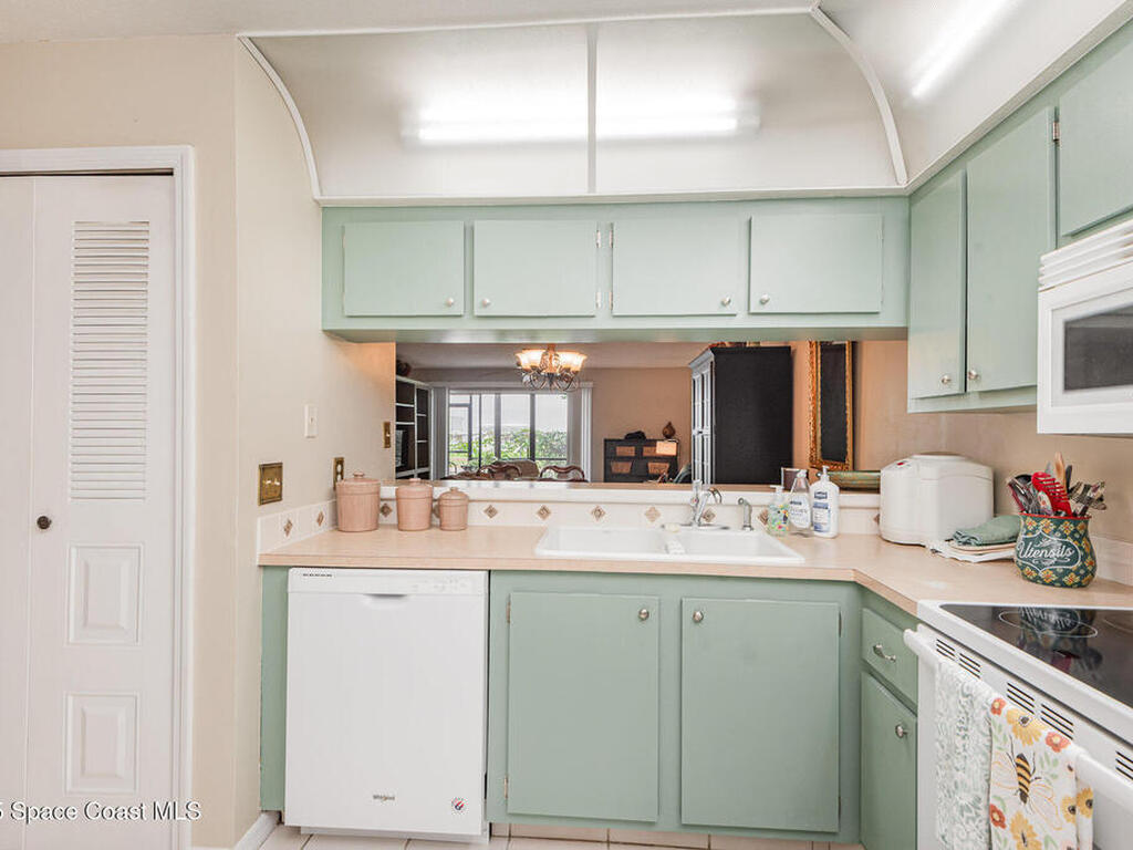 307 La Paloma Lane, Titusville, FL 32780