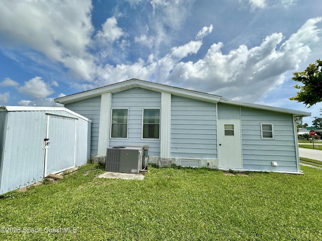 2318 Coconut Palm Drive, Palm Bay, FL 32905