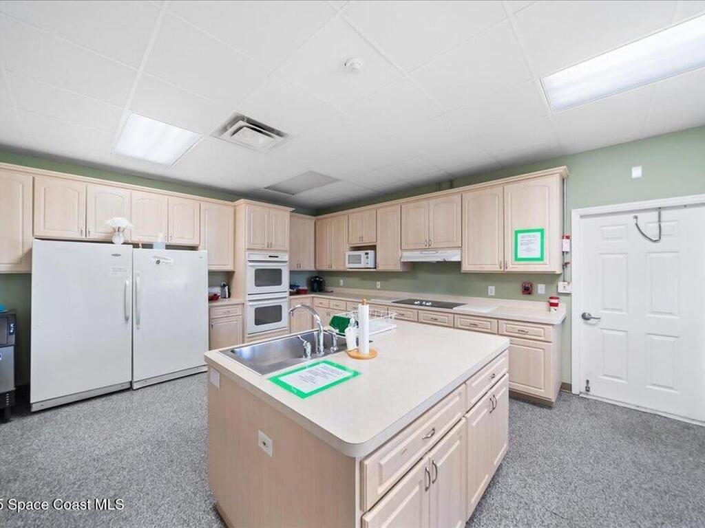 2318 Coconut Palm Drive, Palm Bay, FL 32905