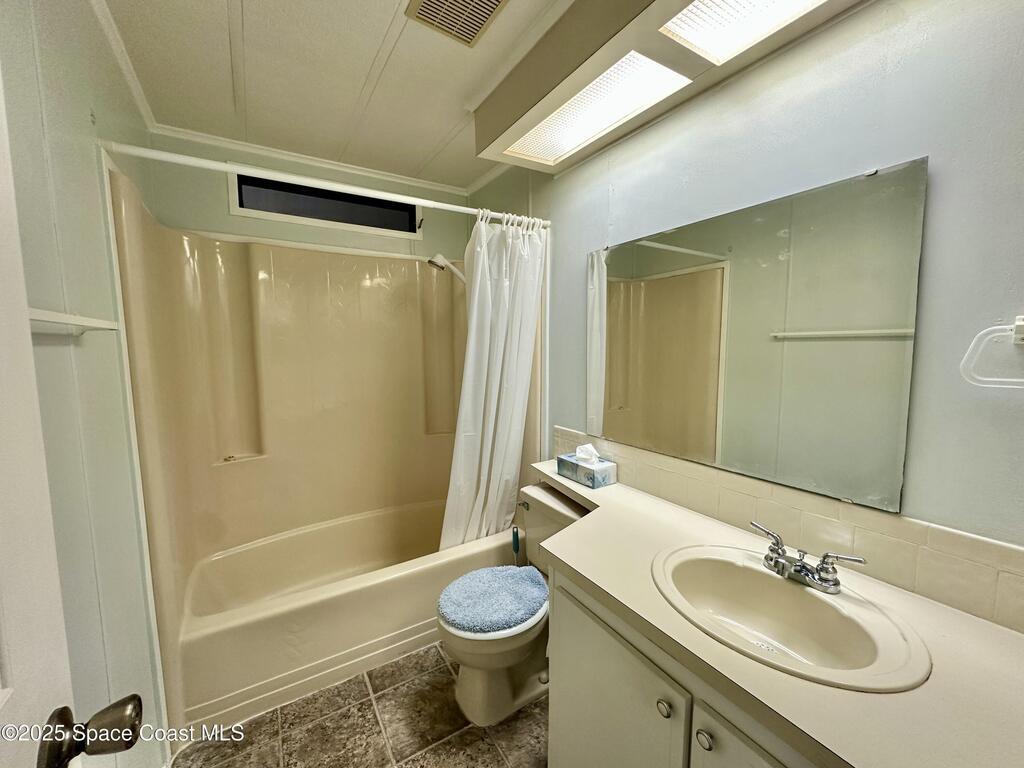 2318 Coconut Palm Drive, Palm Bay, FL 32905