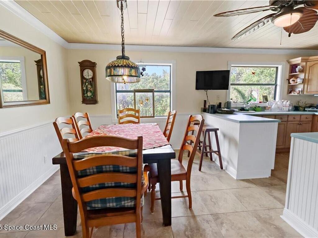 12350 83rd Street, Fellsmere, FL 32948