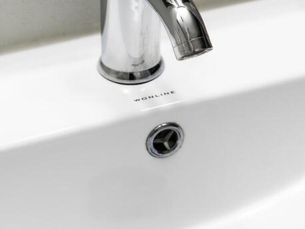 686 Hand Avenue, Ormond Beach, FL 32174