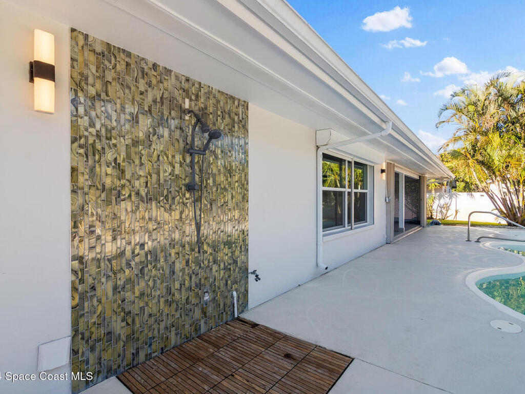 360 E Riviera Boulevard, Indialantic, FL 32903