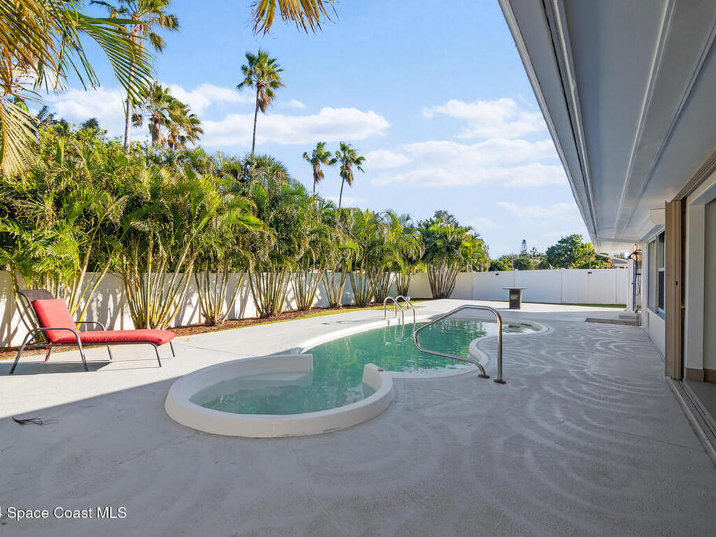 360 E Riviera Boulevard, Indialantic, FL 32903