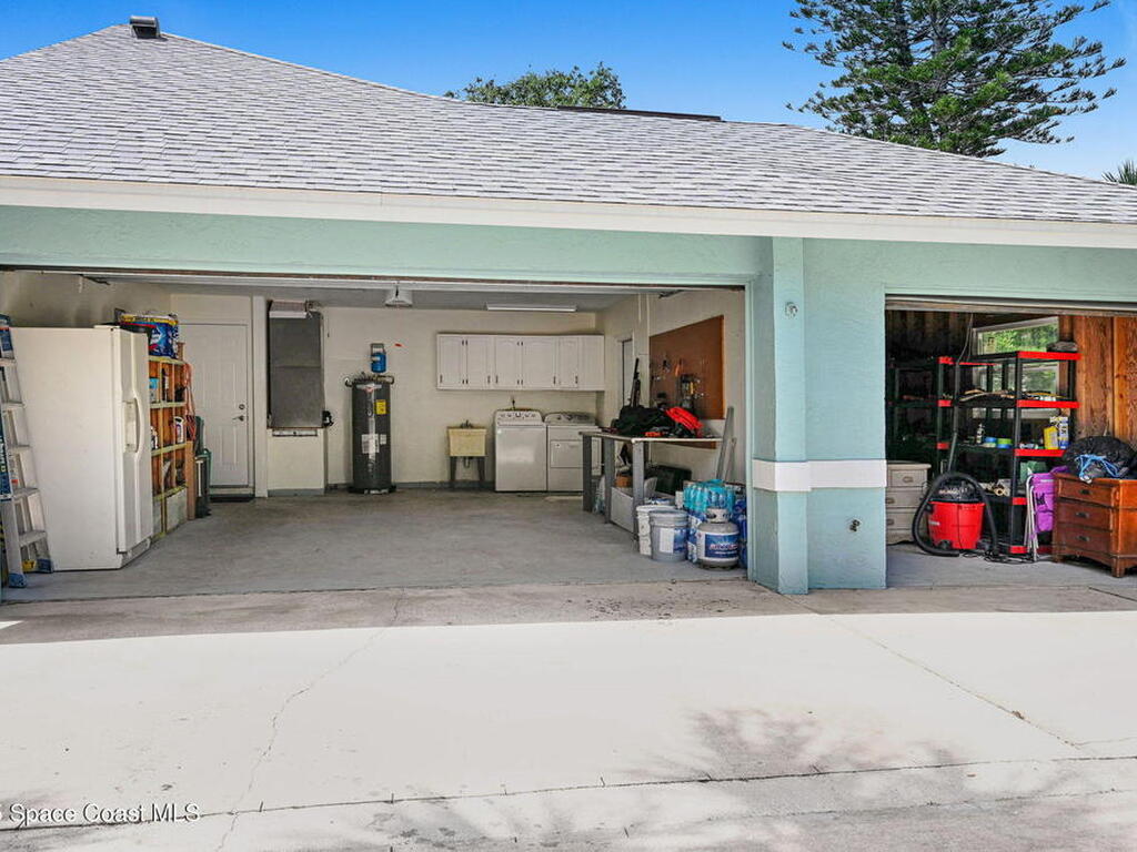 123 Pelican Drive, Melbourne Beach, FL 32951