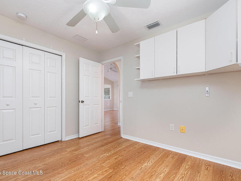 13206 Biscayne Drive, Grand Island, FL 32735