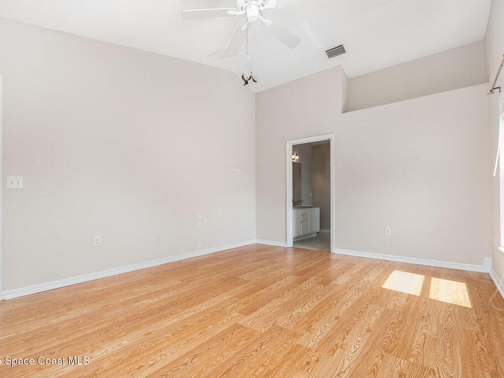 13206 Biscayne Drive, Grand Island, FL 32735