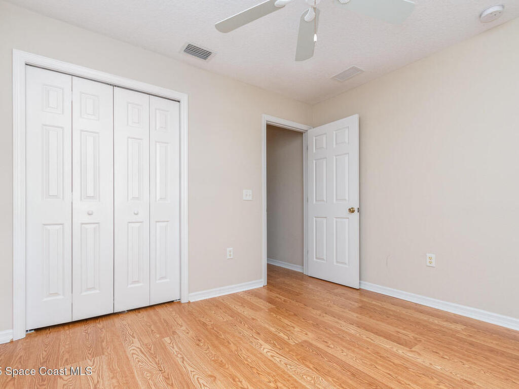 13206 Biscayne Drive, Grand Island, FL 32735