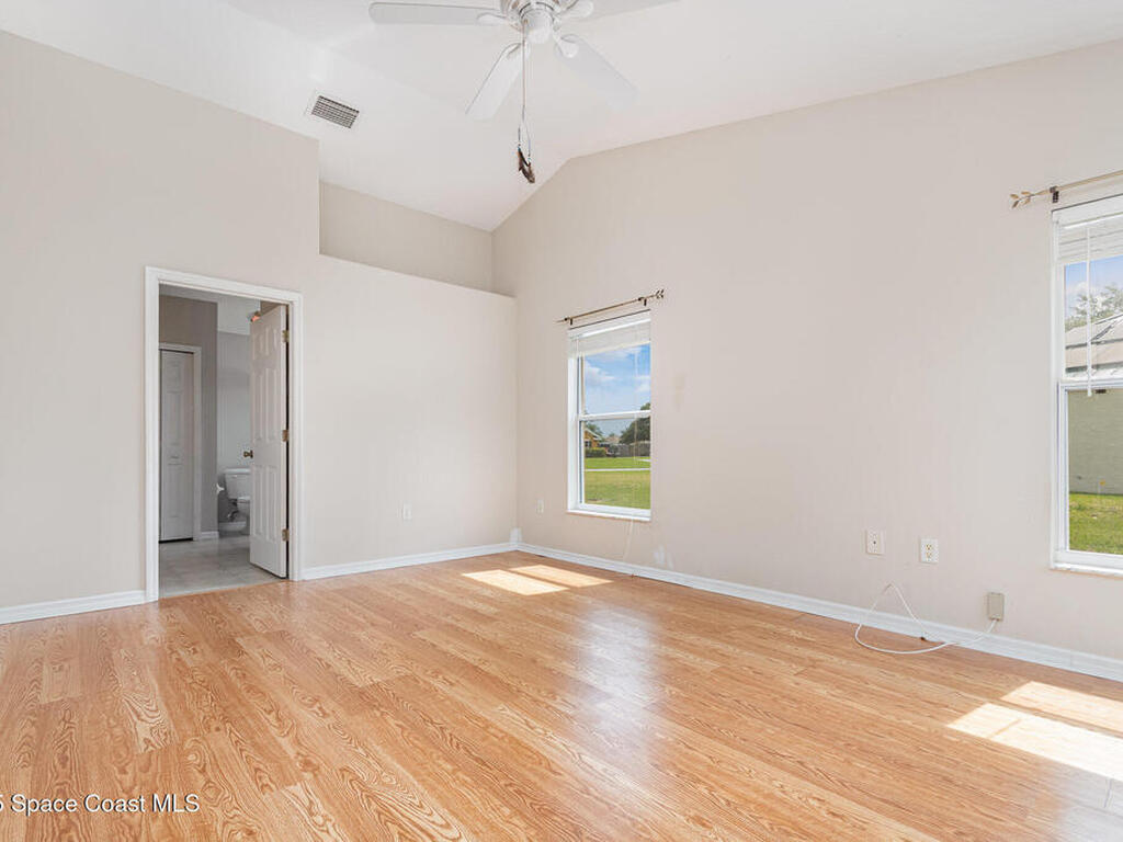 13206 Biscayne Drive, Grand Island, FL 32735