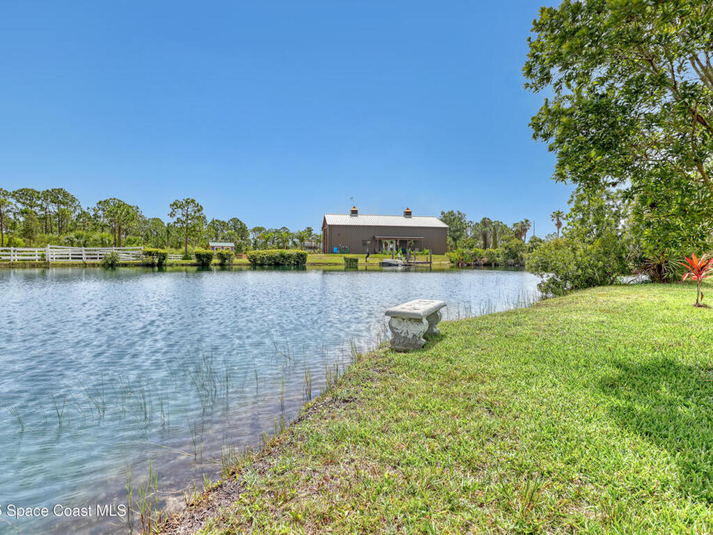 9341 Fleming Grant Road, Micco, FL 32976