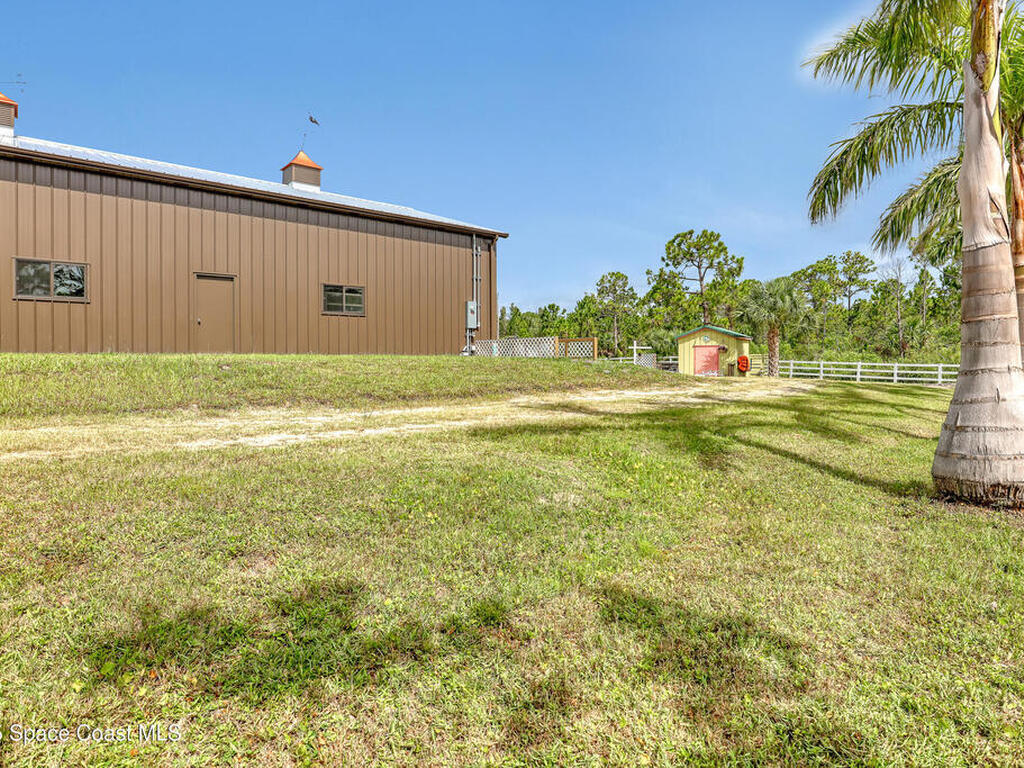 9341 Fleming Grant Road, Micco, FL 32976