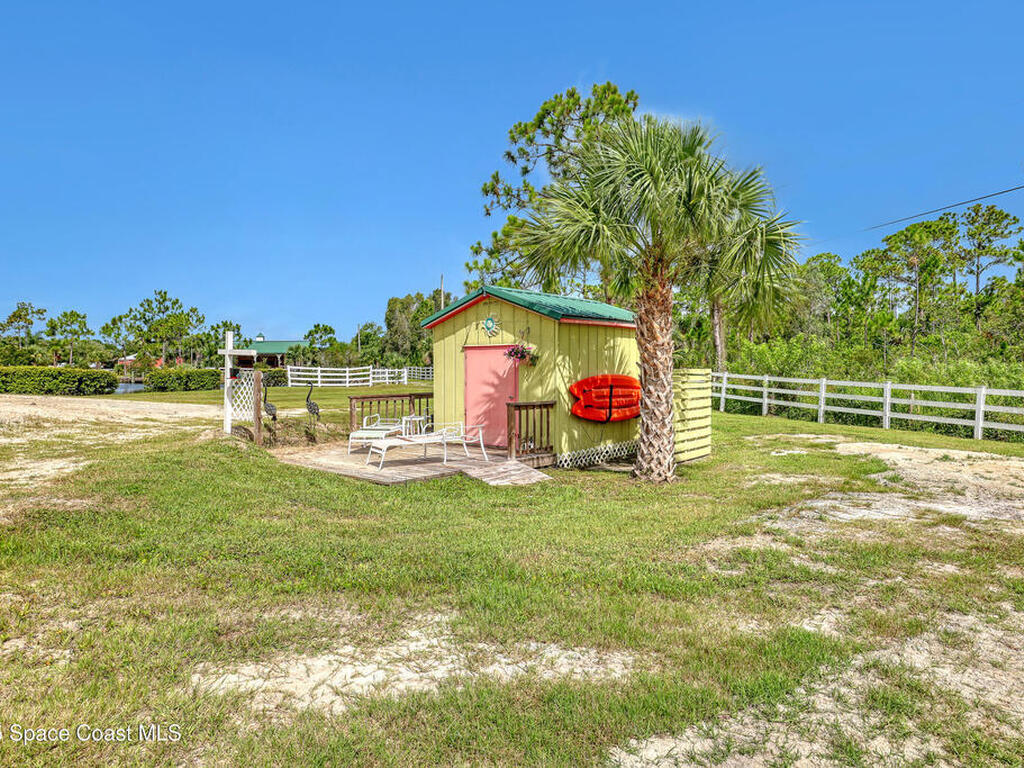 9341 Fleming Grant Road, Micco, FL 32976