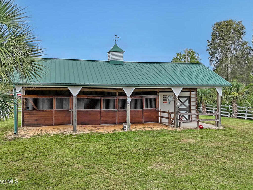 9341 Fleming Grant Road, Micco, FL 32976