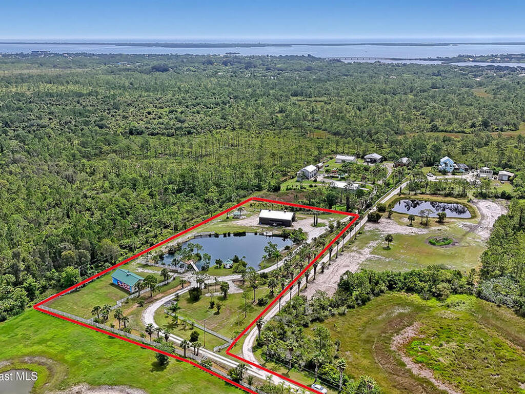 9341 Fleming Grant Road, Micco, FL 32976