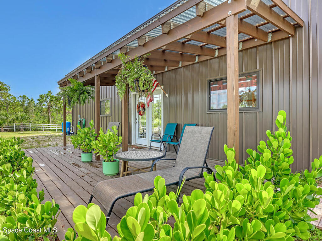 9341 Fleming Grant Road, Micco, FL 32976