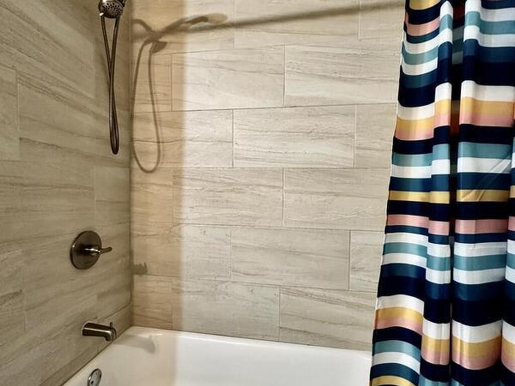 2190 Forest Knoll Drive, Palm Bay, FL 32905