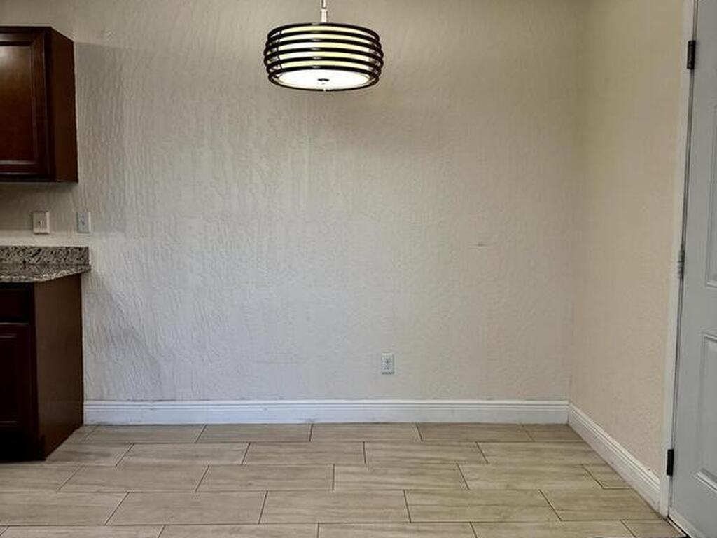 2190 Forest Knoll Drive, Palm Bay, FL 32905