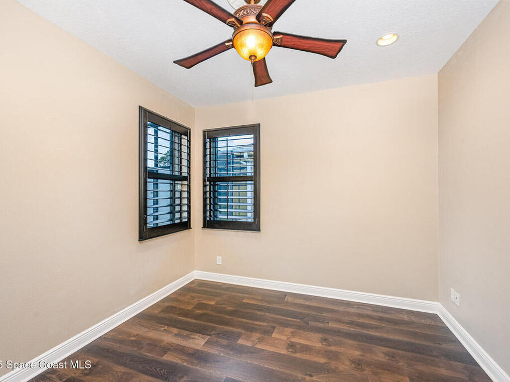 8252 Strom Park Drive, Melbourne, FL 32940