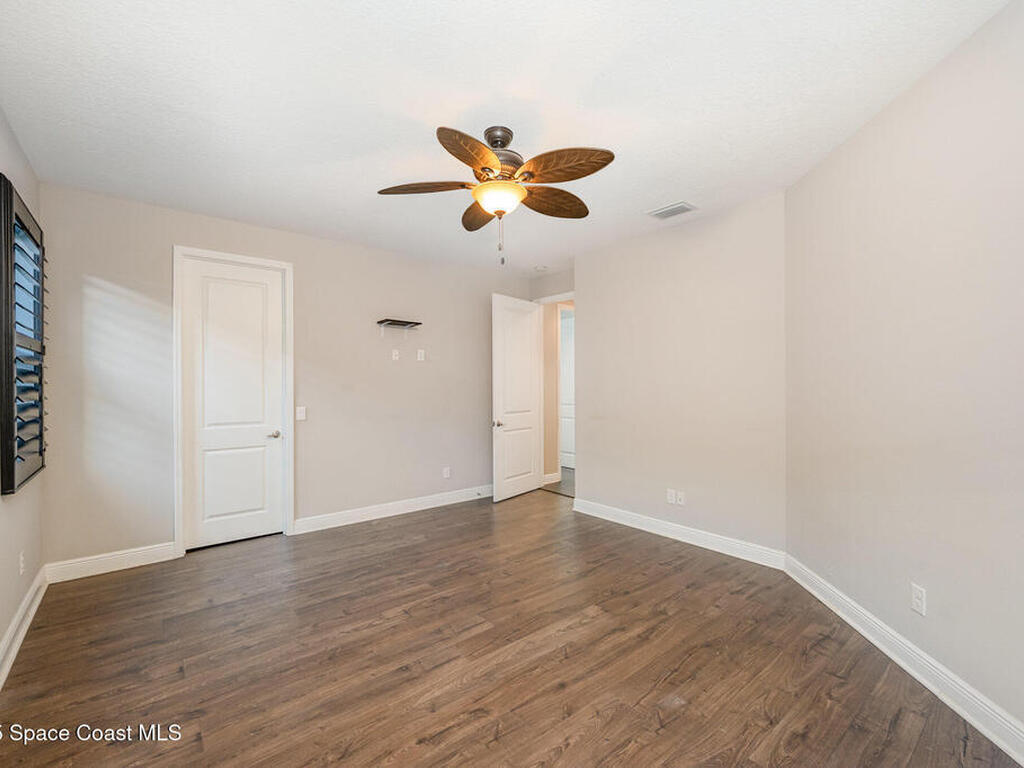 8252 Strom Park Drive, Melbourne, FL 32940