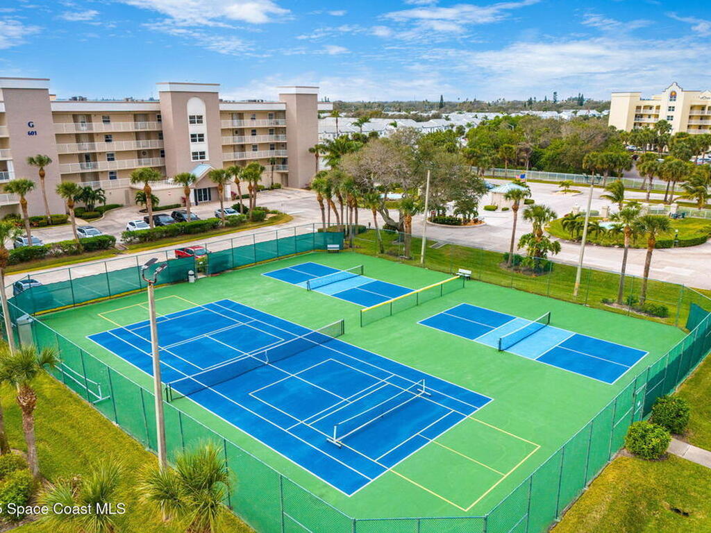 606 Shorewood Drive, Cape Canaveral, FL 32920