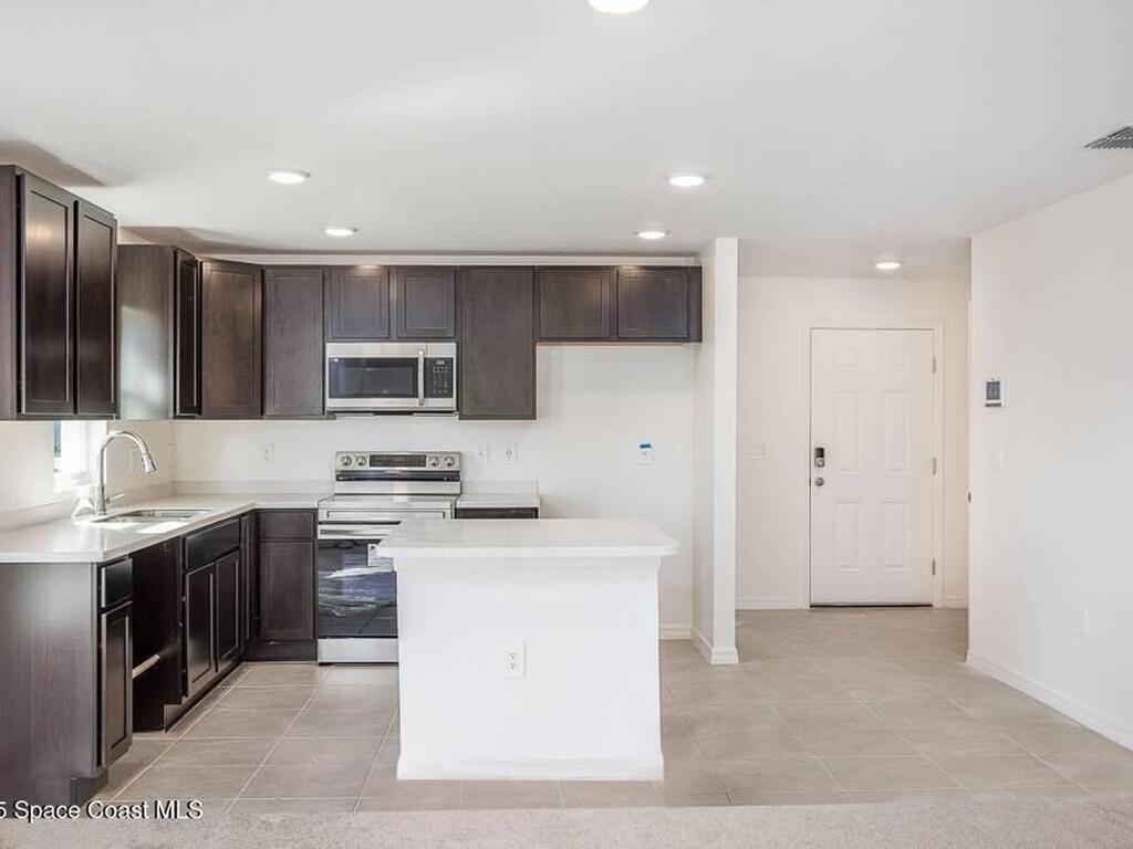 2170 Randall Avenue, Palm Bay, FL 32909