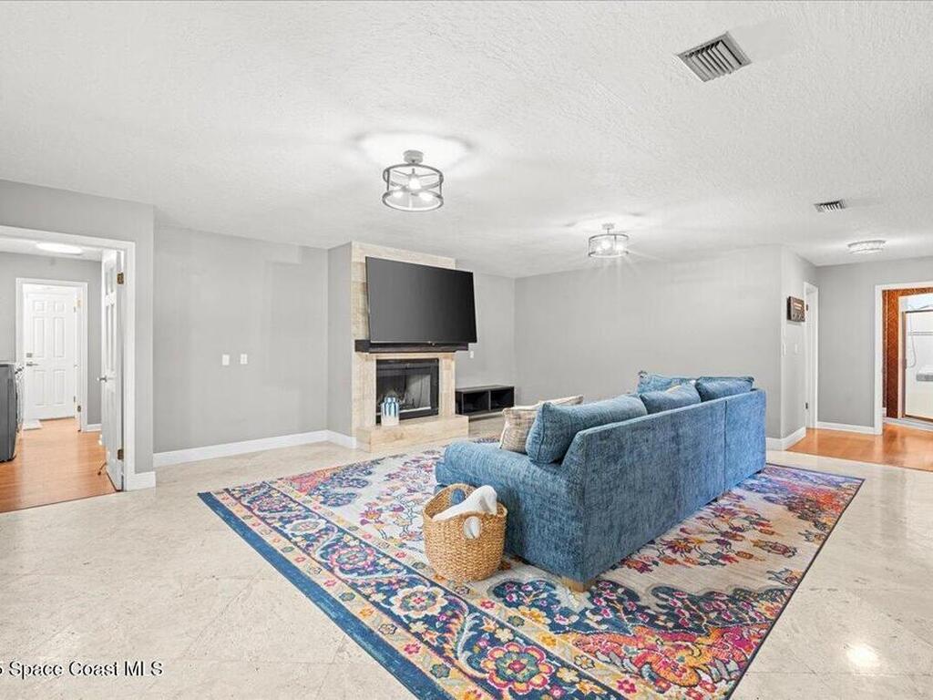 626 Sugarwood Way, Melbourne, FL 32940