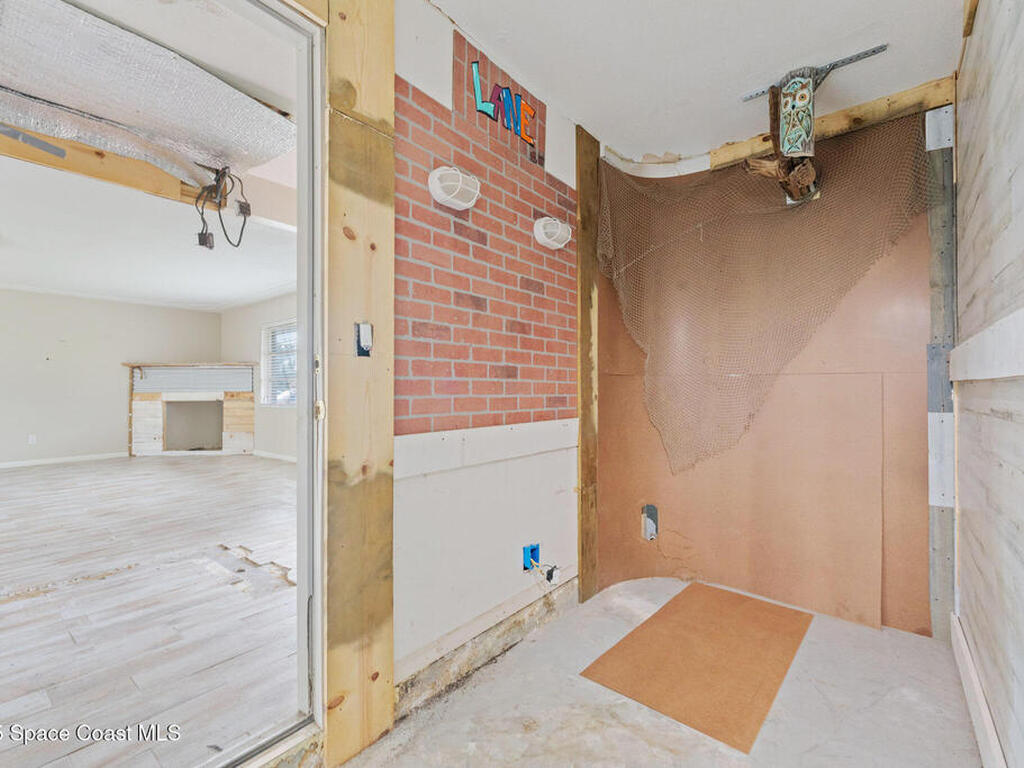 1465 Saturn Street, Merritt Island, FL 32953