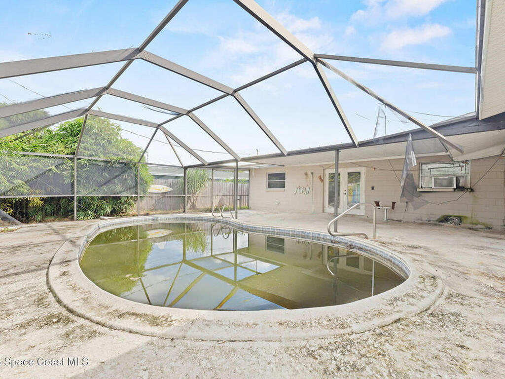 1465 Saturn Street, Merritt Island, FL 32953