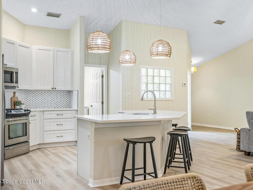 1761 Fowler Drive, Merritt Island, FL 32952