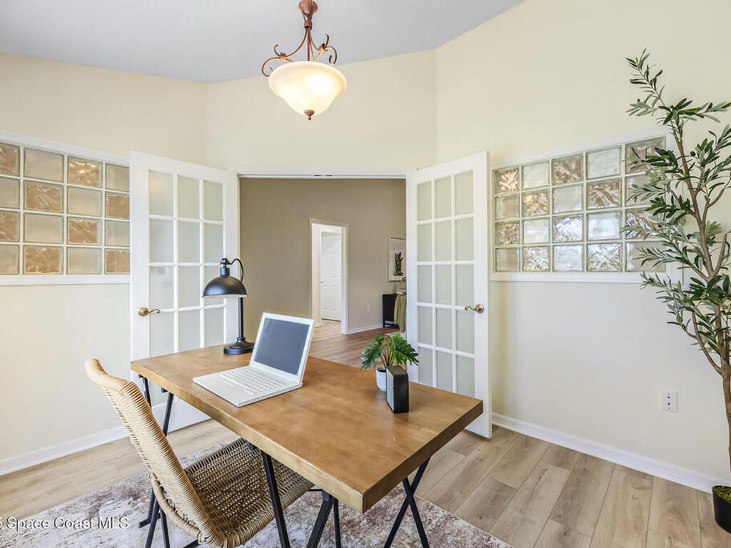 1761 Fowler Drive, Merritt Island, FL 32952