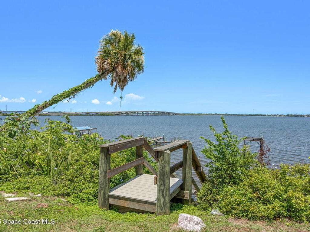 2907 N Indian River Drive, Cocoa, FL 32922