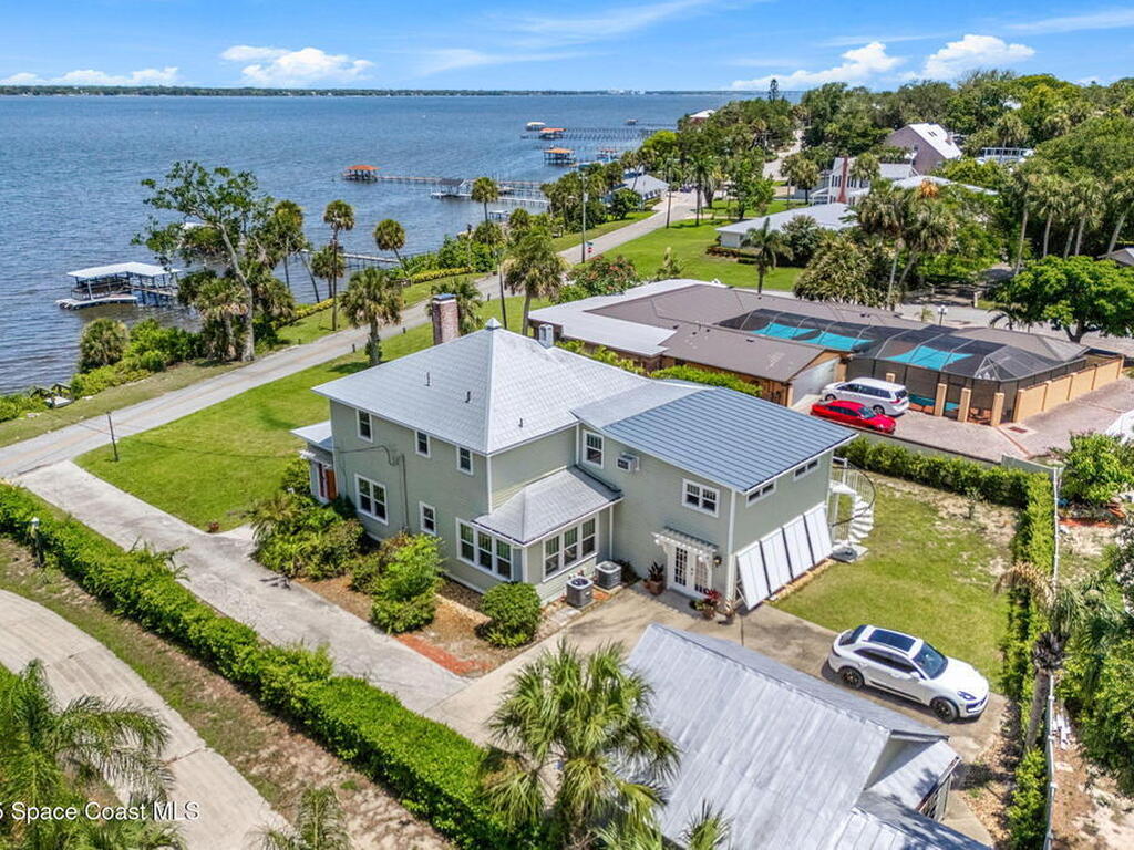 2907 N Indian River Drive, Cocoa, FL 32922