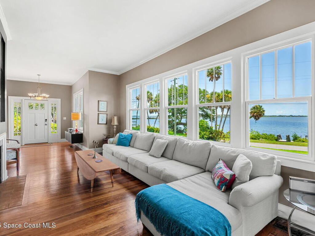 2907 N Indian River Drive, Cocoa, FL 32922