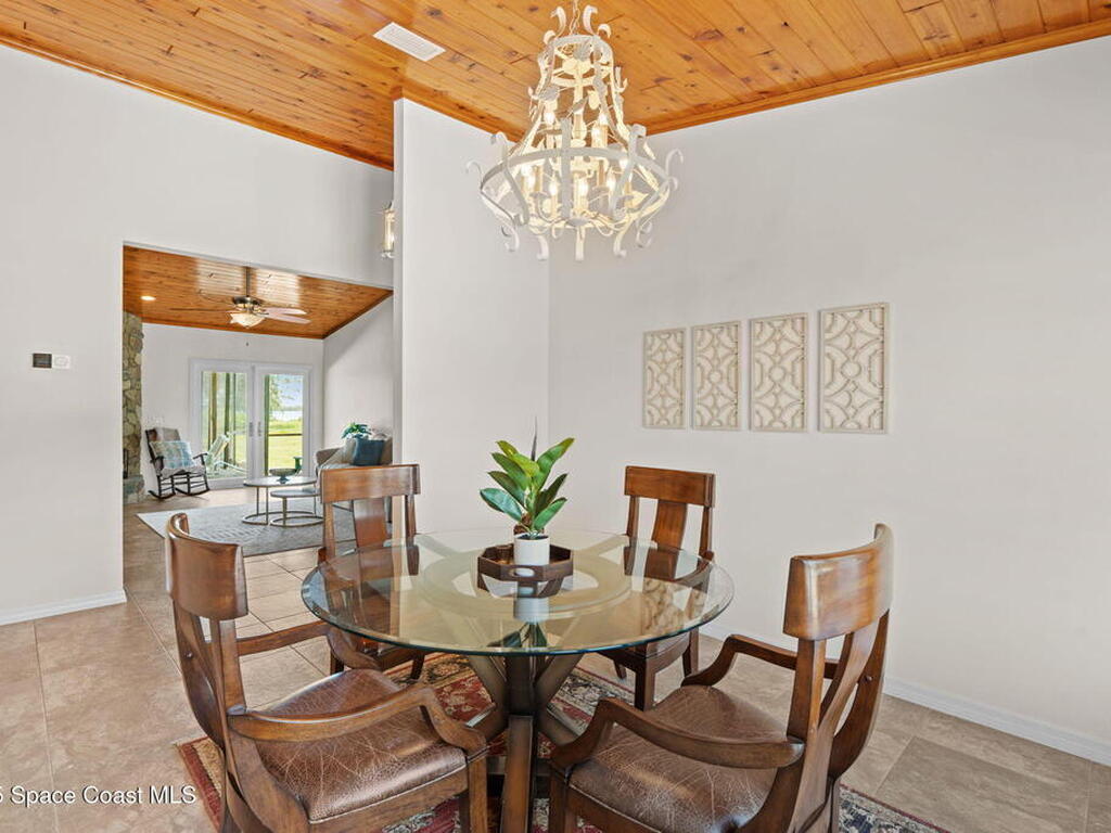 9605 S Tropical Trail, Merritt Island, FL 32952