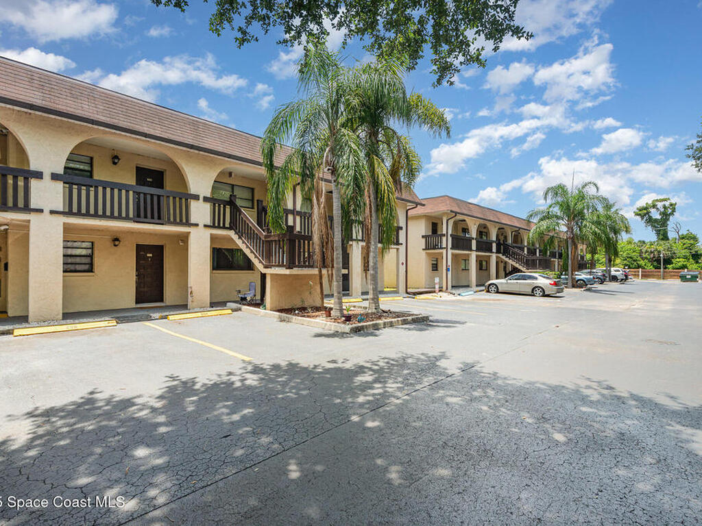 205 Palmetto Avenue, Merritt Island, FL 32953