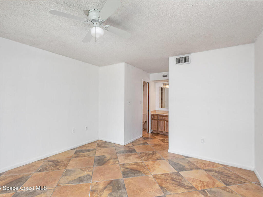 205 Palmetto Avenue, Merritt Island, FL 32953