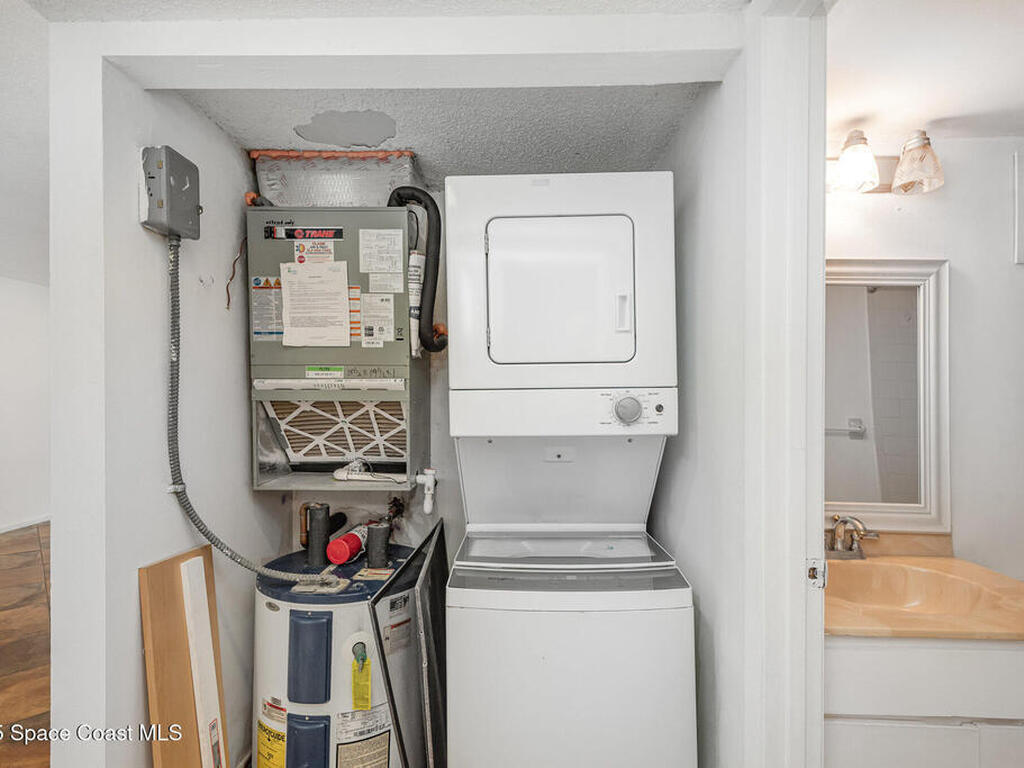 205 Palmetto Avenue, Merritt Island, FL 32953