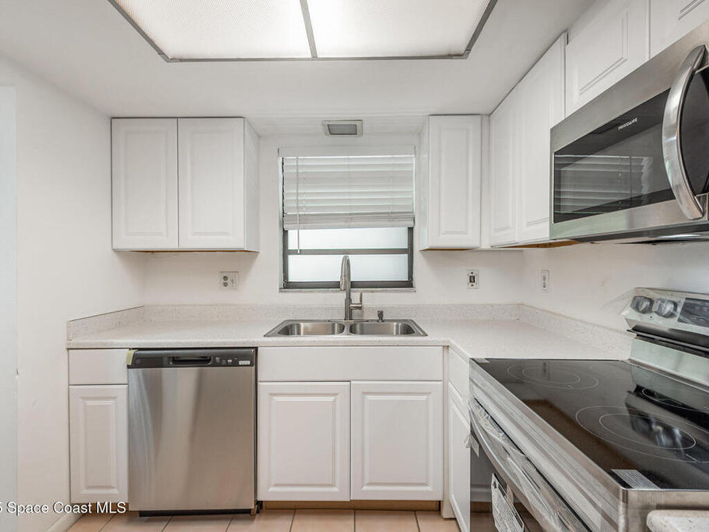 205 Palmetto Avenue, Merritt Island, FL 32953